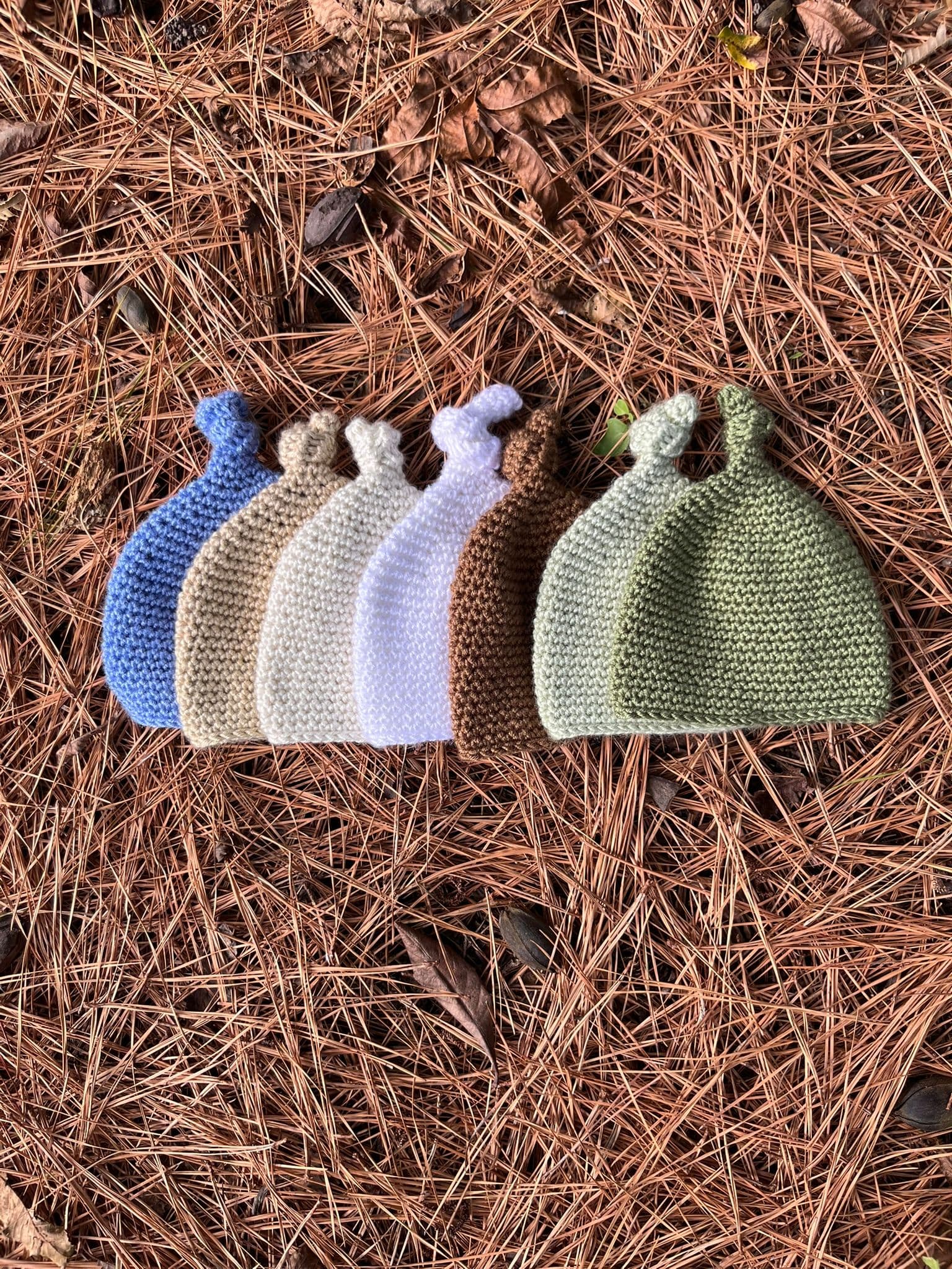 Gorrito de bebé para el primer ajuar