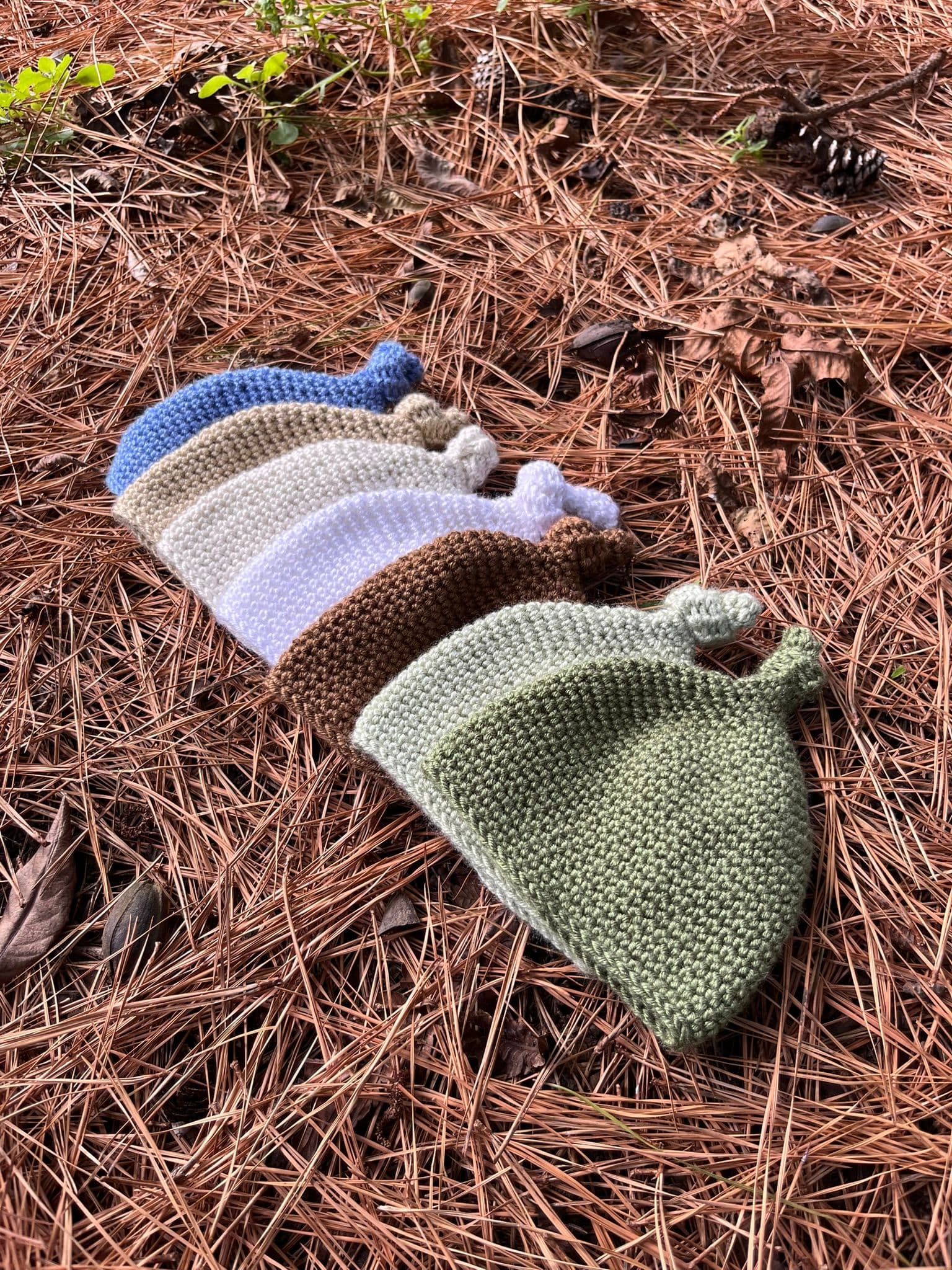 Gorrito de bebé para el primer ajuar